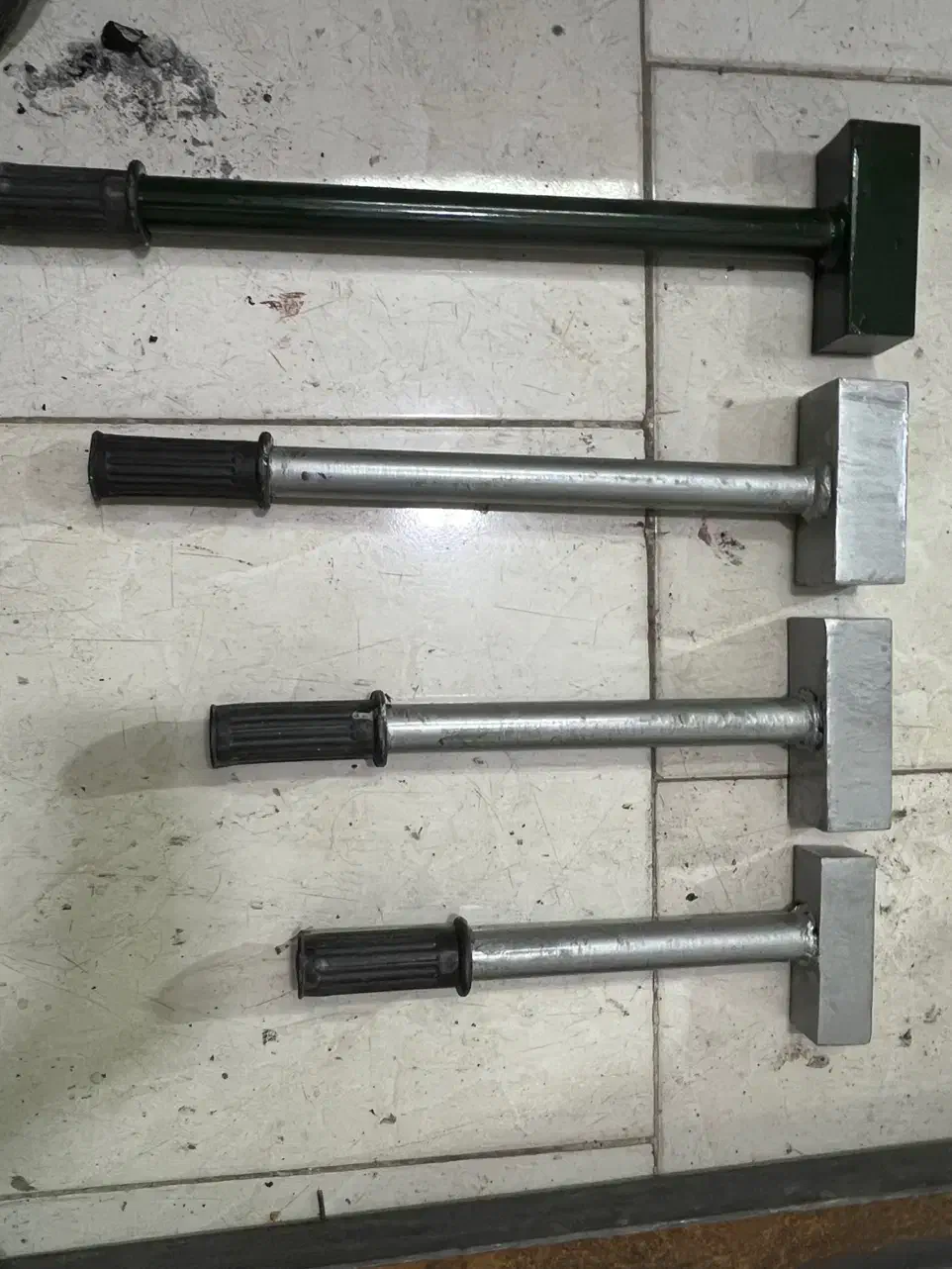 عنواع پتک اهنی در اندازه و سایز های مختلف|ابزارآلات|قم, شاه ابراهیم|دیوار