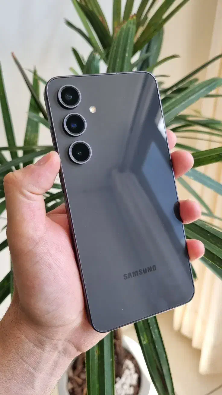 s24fe|موبایل|شیراز, راهنمایی|دیوار