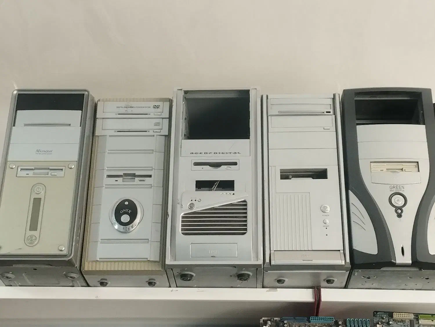 قاب کیس خالی|قطعات و لوازم جانبی رایانه|ارومیه, |دیوار