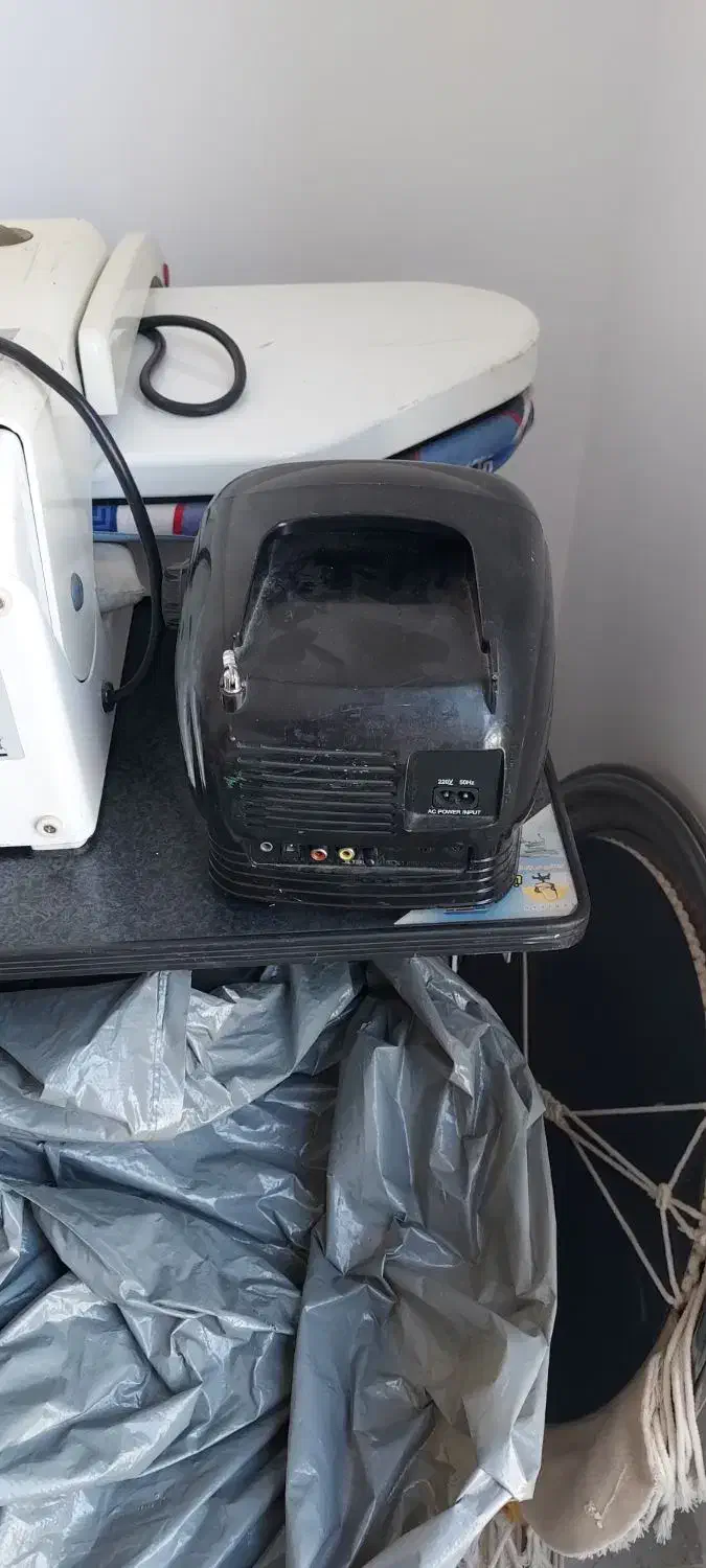 تلویزیون ۴ اینچ|تلویزیون و پروژکتور|کرج, ساماندهی|دیوار