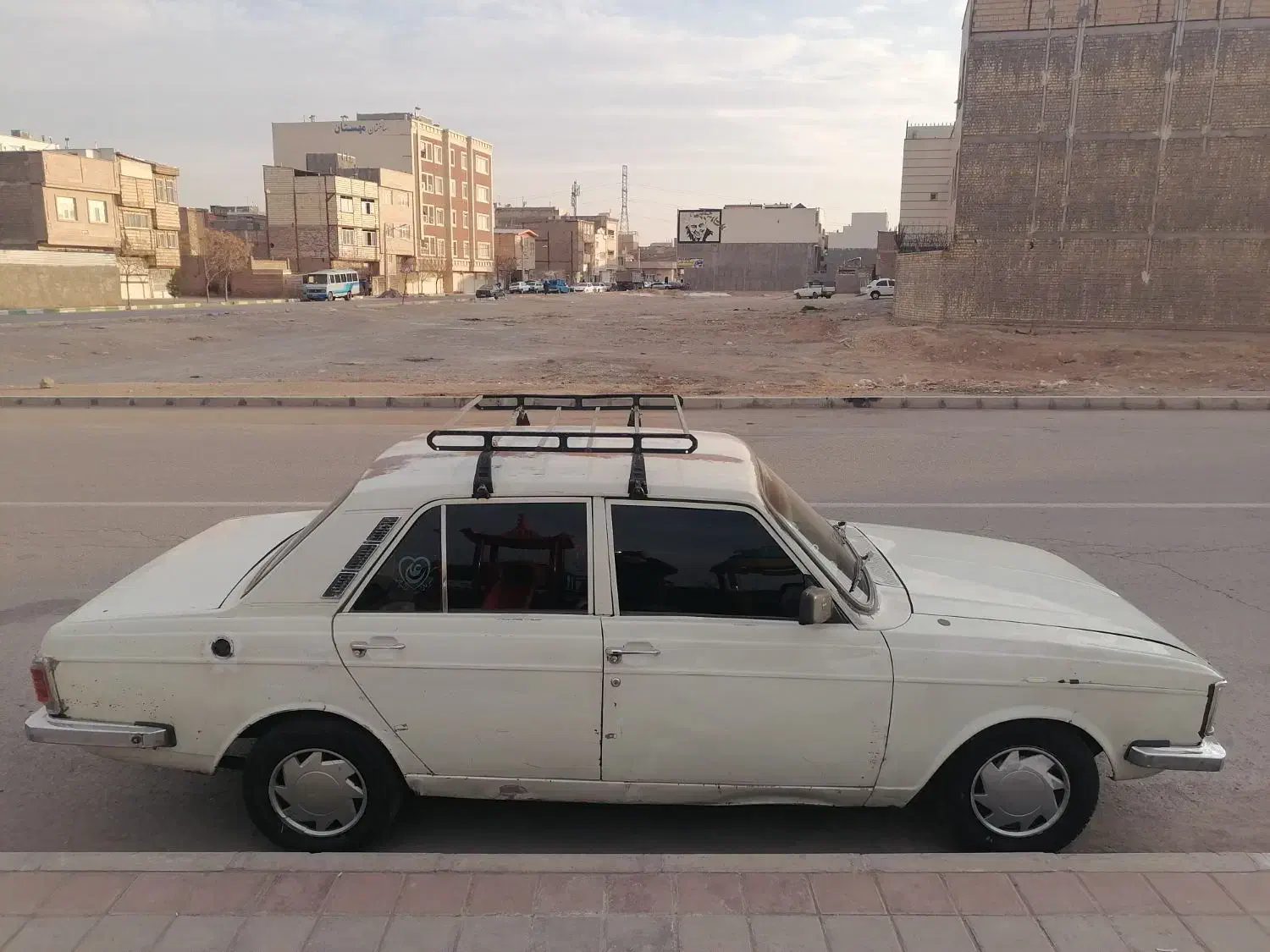 پیکان سواری۸۱|خودرو سواری و وانت|قم, شهرک مهدیه (مدرس)|دیوار