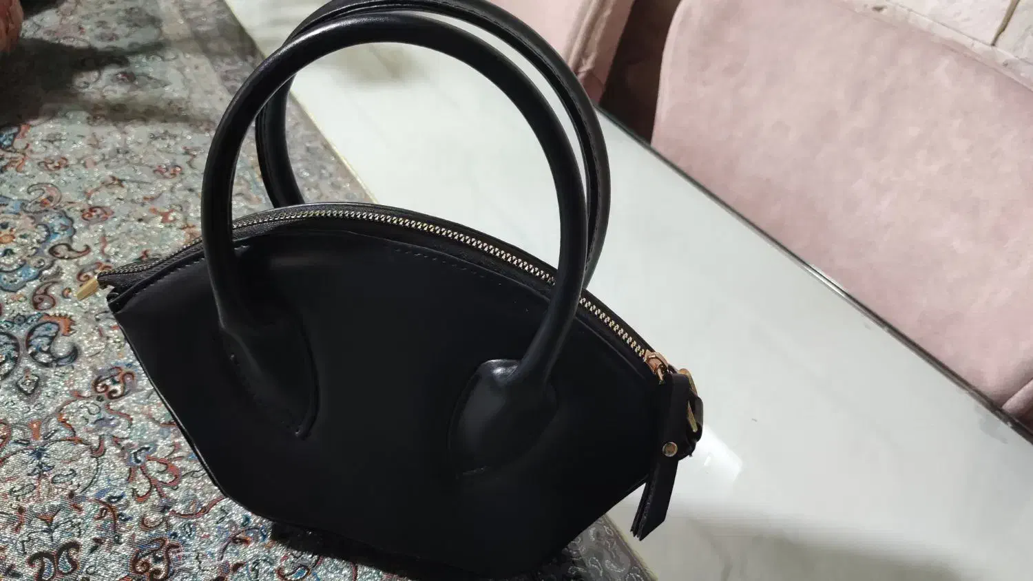 وسایل شخصی|کیف، کفش، کمربند|نور, |دیوار