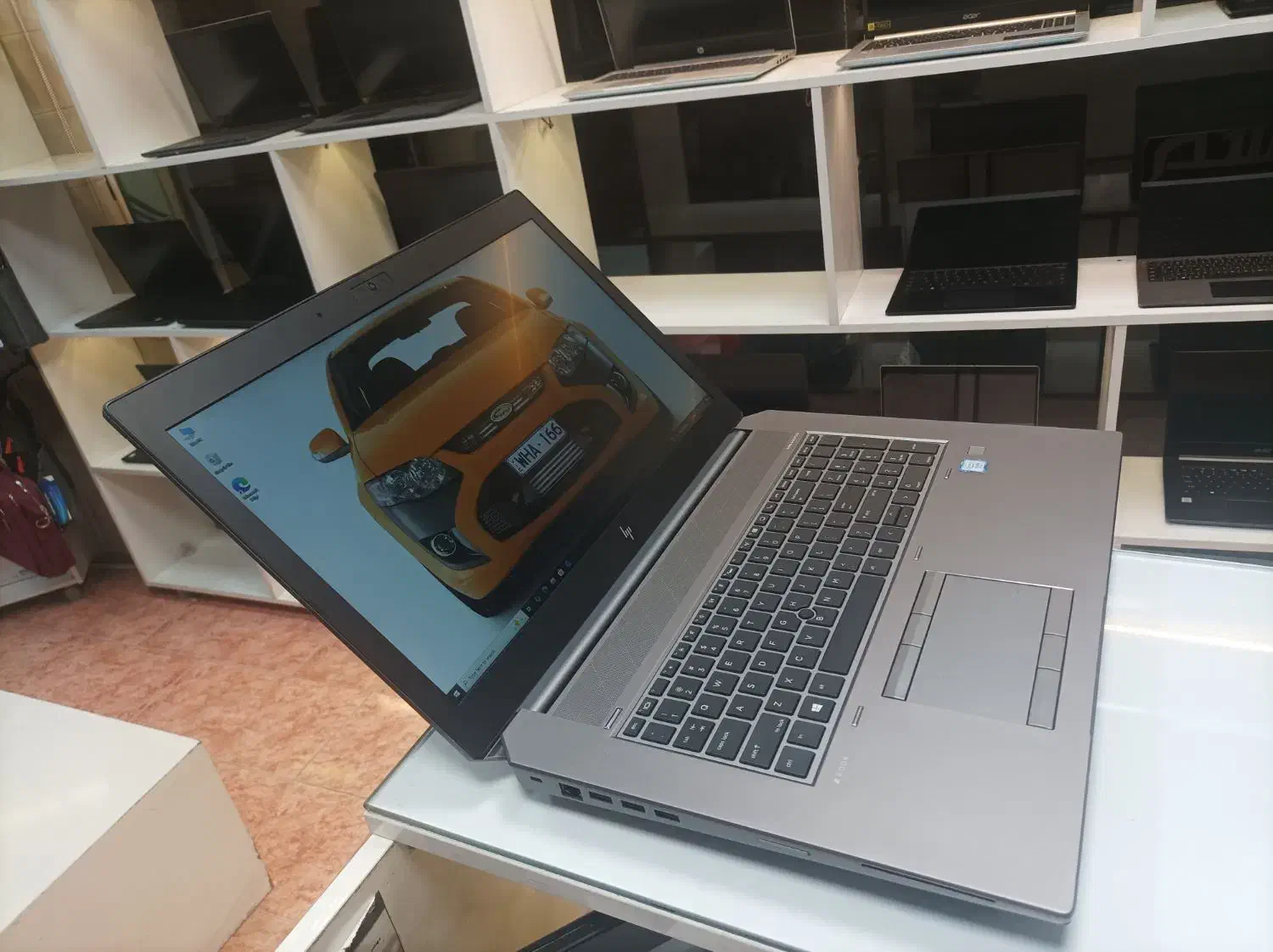 لپ تاپ hp zbook 17 G5     فروش اقساطی نوت بوک مثلث|رایانه همراه|سمنان, |دیوار