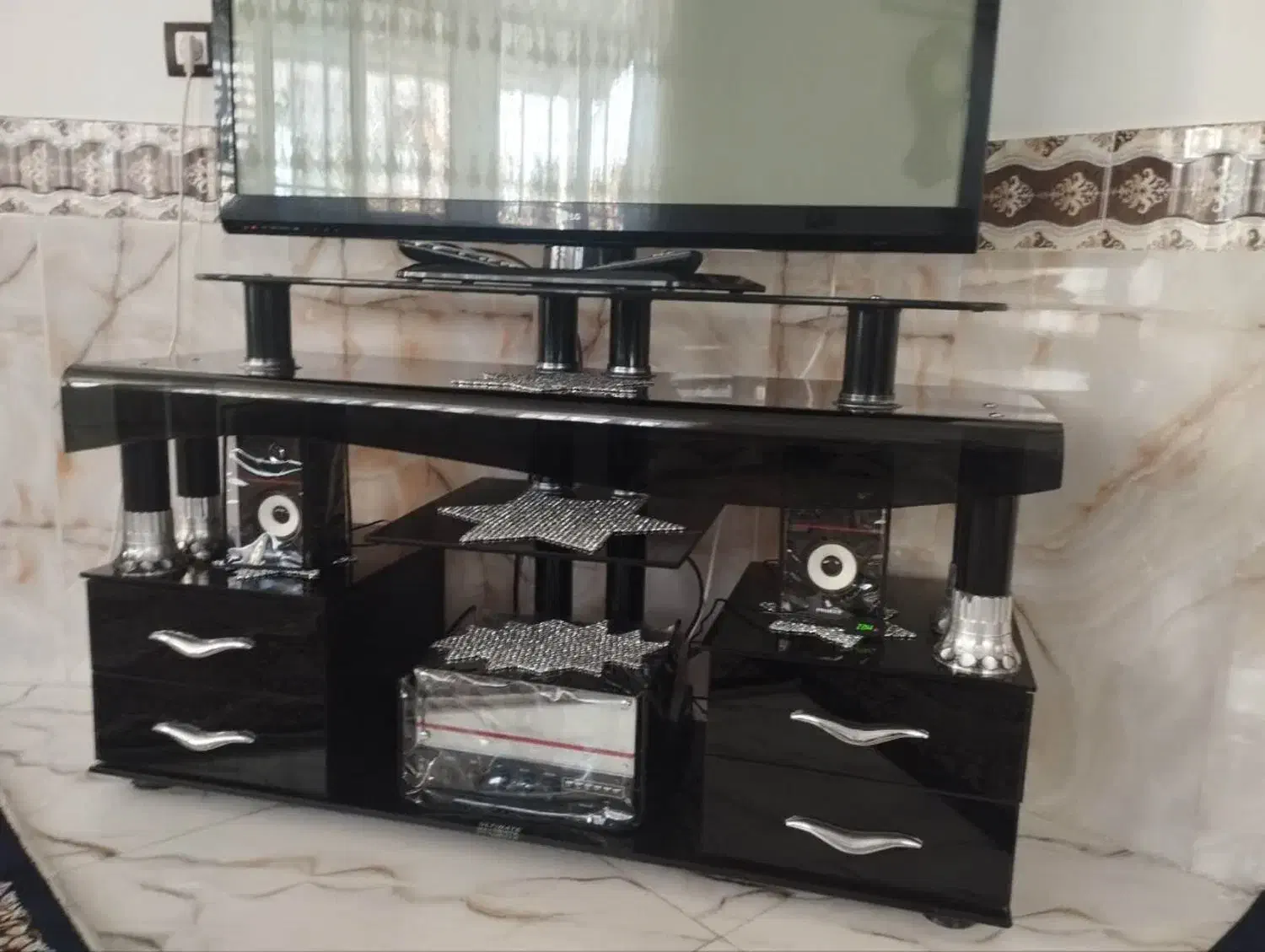 میزتلویزیون|میز تلویزیون|گلبهار, شهر جدید گلبهار|دیوار