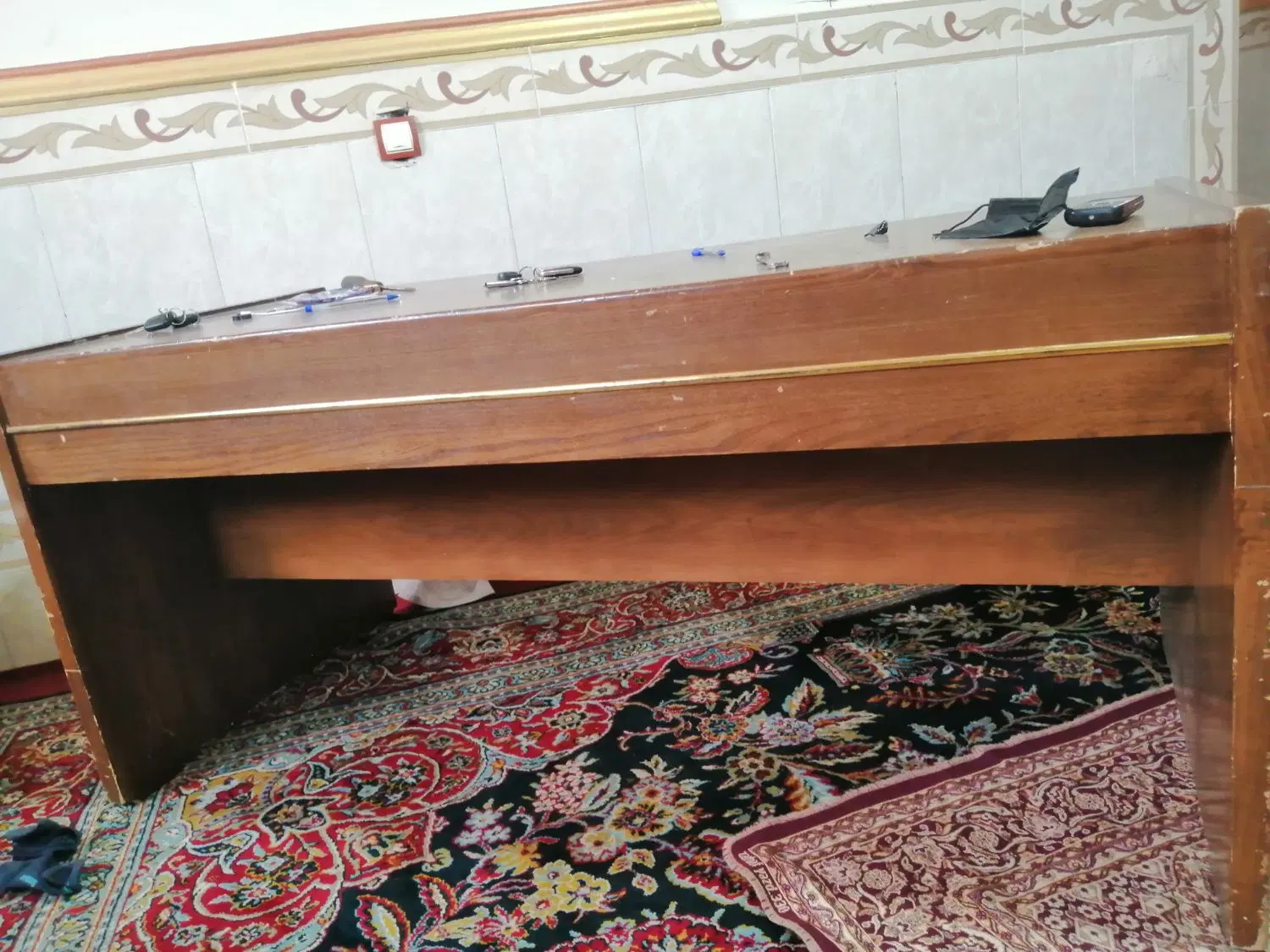 میز|مبلمان اداری|زاهدان, |دیوار