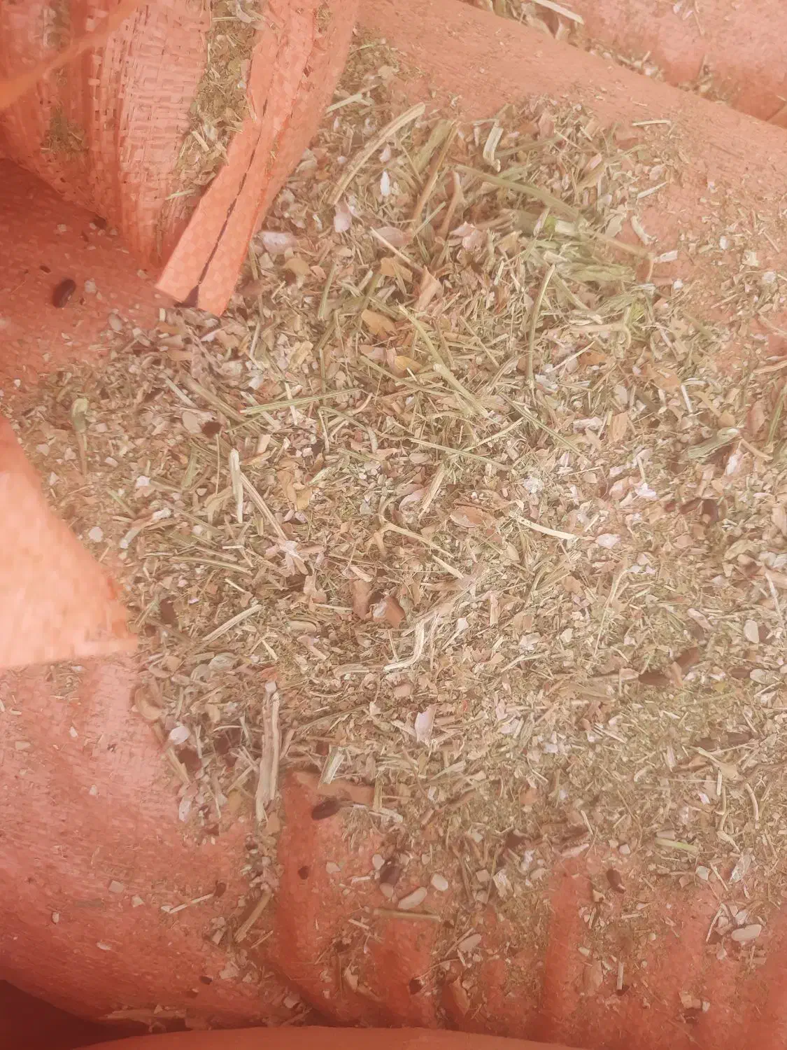 ارسال کاه لوبیا|لوازم جانبی حیوانات|ساوه, |دیوار