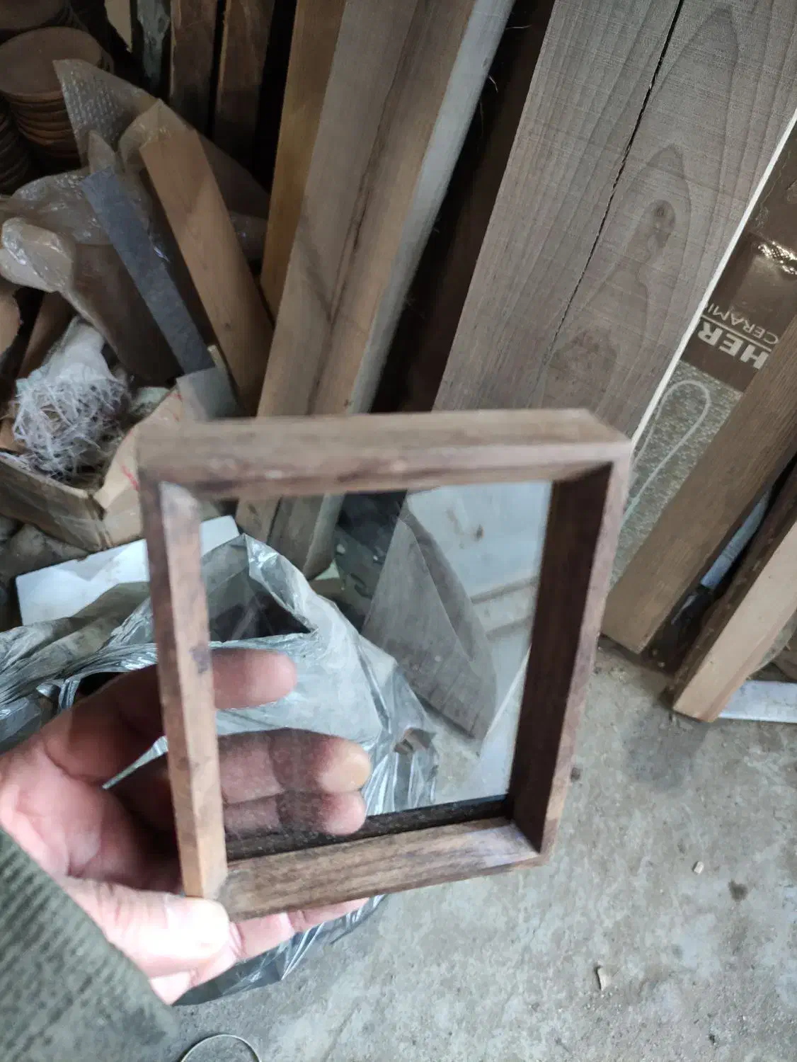 قاب چوبی گردو|صنایع دستی و سایر لوازم تزئینی|کرج, فاز ۴ مهرشهر|دیوار