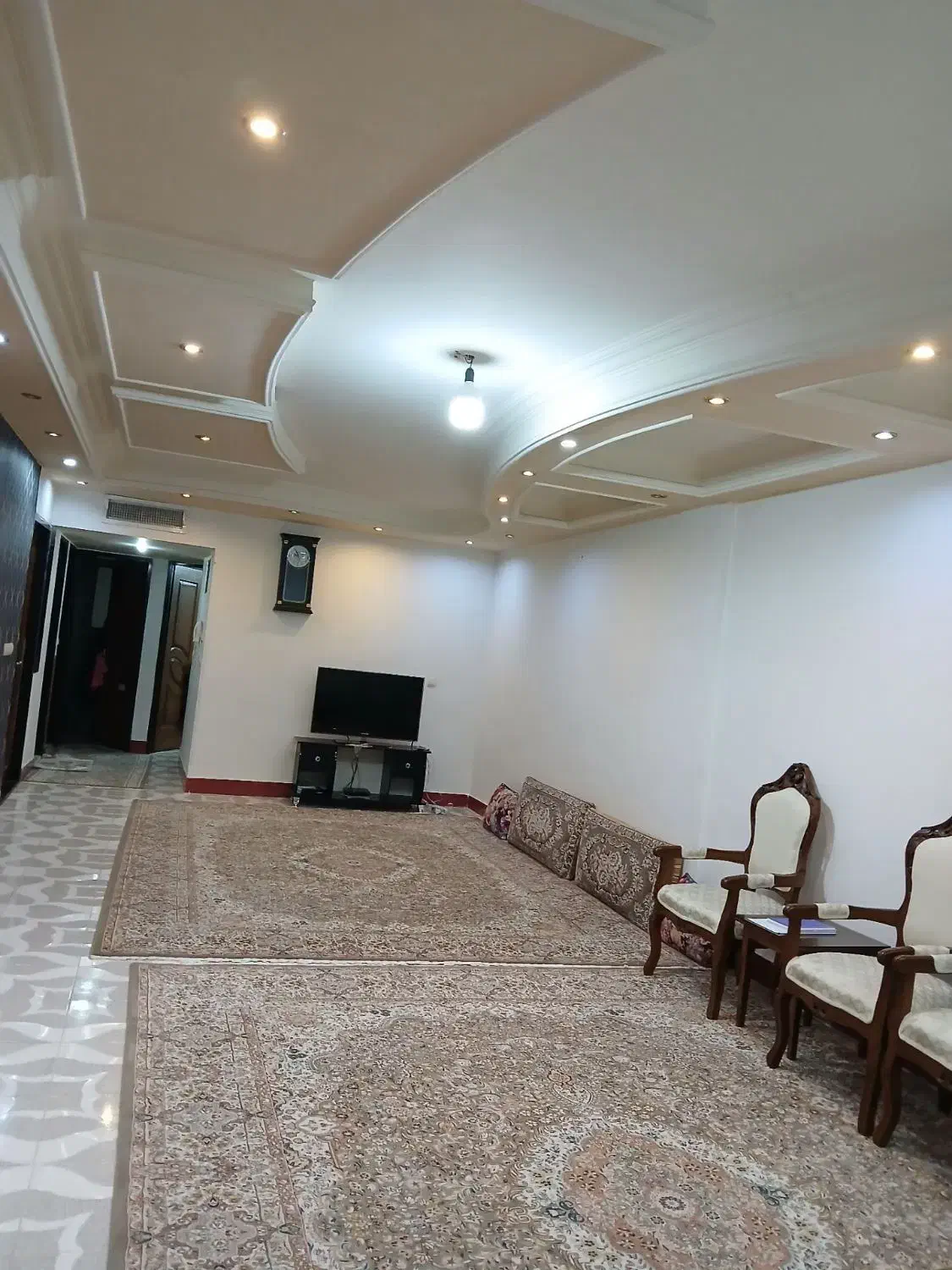 آپارتمان 120 متری حاشیه ادیب -  3 خواب|اجارهٔ آپارتمان|سبزوار, رضوان|دیوار