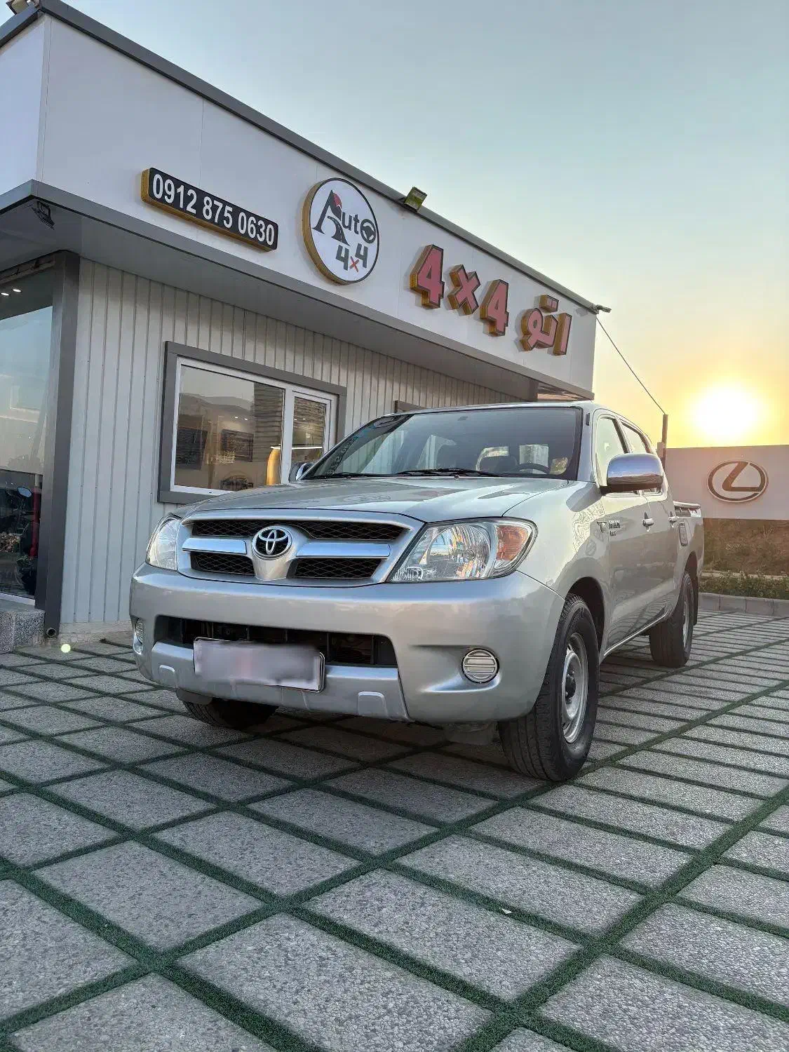 هایلوکس دو کابین|خودرو سواری و وانت|تهران, شهرک چیتگر|دیوار