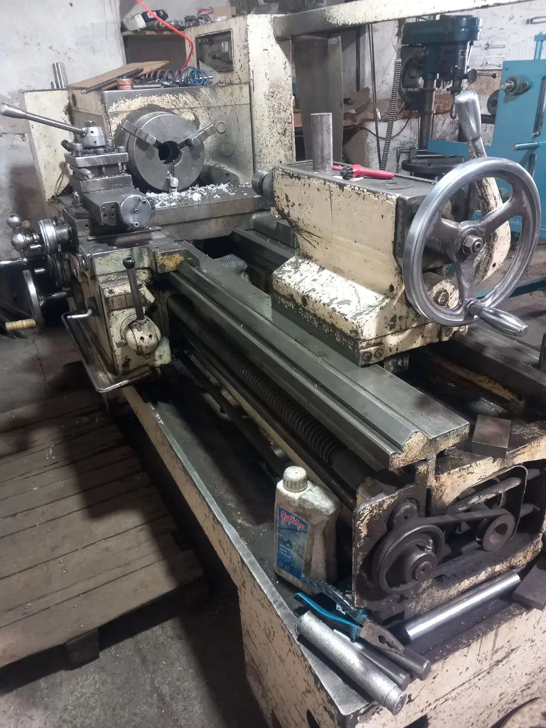 دستگاه تراش|ماشینآلات صنعتی|گرمدره, |دیوار