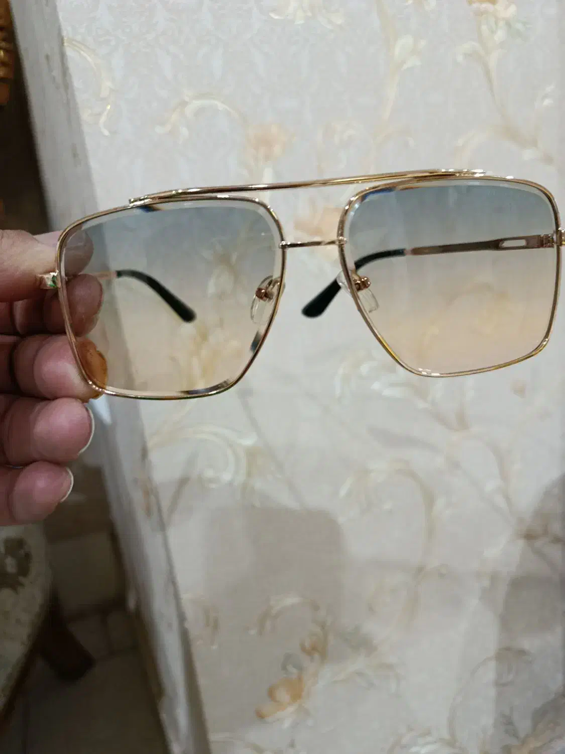 عینک زنانه|زیورآلات و اکسسوری|سنندج, |دیوار