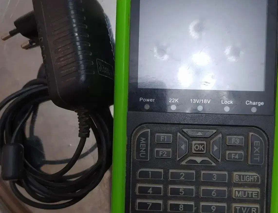 الکومکس|اشیا|کاشان, زیدی|دیوار