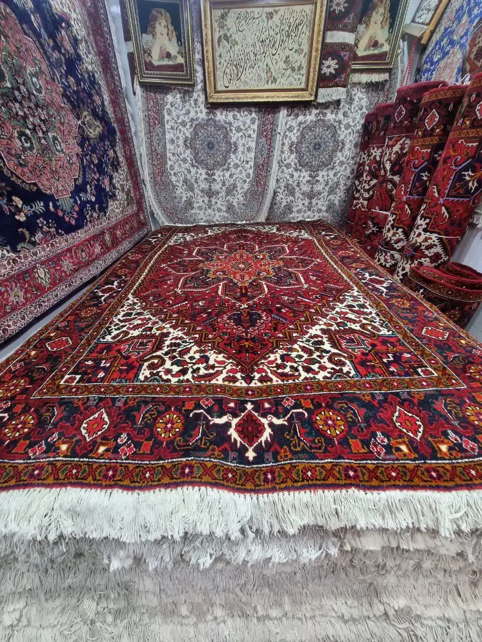 مهربان دوجفت مشابهم|فرش|مراغه, |دیوار