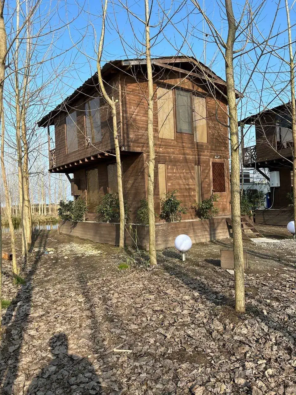 تلفیق زندگی و تفریح باهم|فروش خانه و ویلا|فولادشهر, B4|دیوار