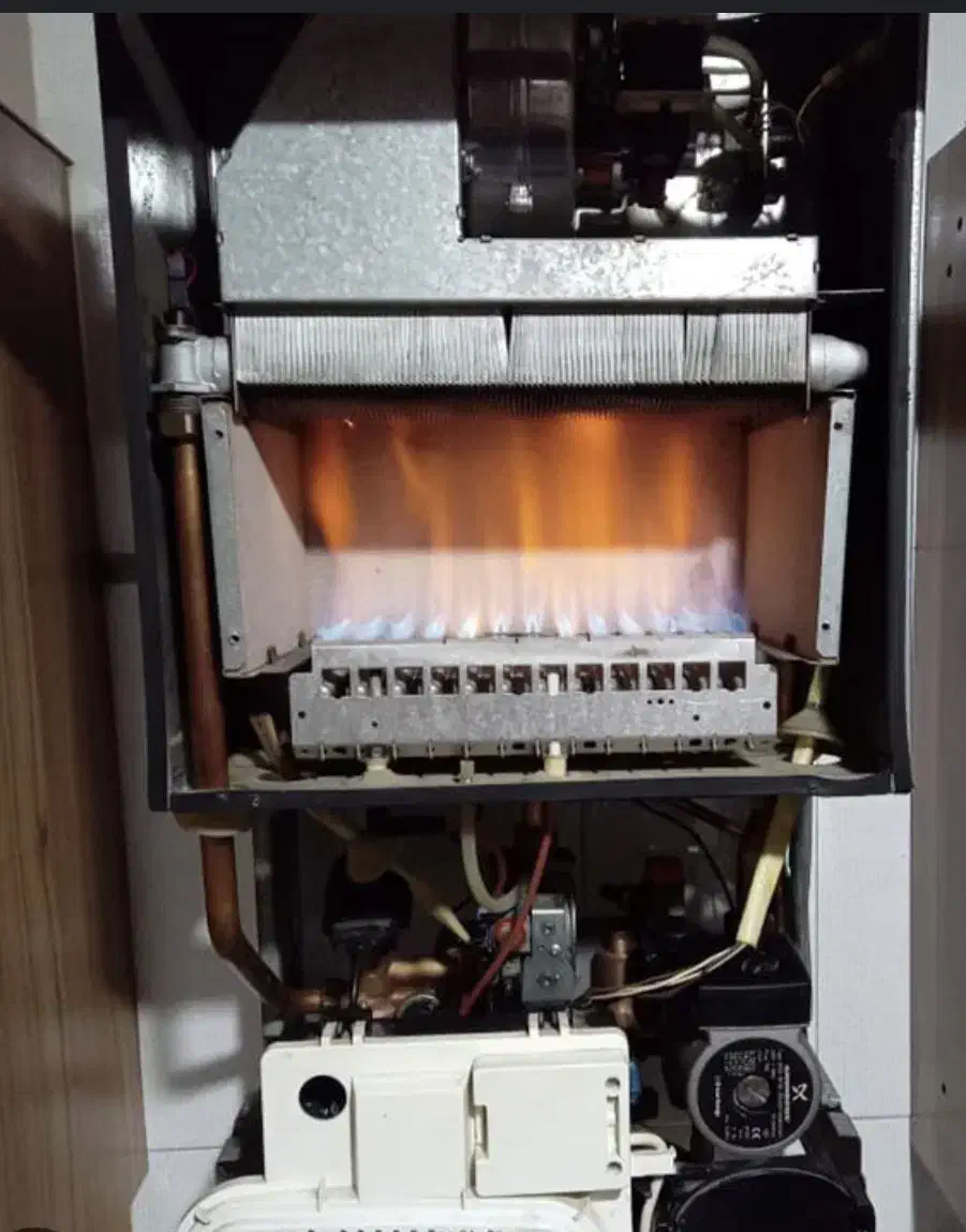 تعمیرکار آبگرمکن پکیج نصب سرویس رادیاتور بخاری|خدمات پیشه و مهارت|تهران, تهرانسر مرکزی|دیوار