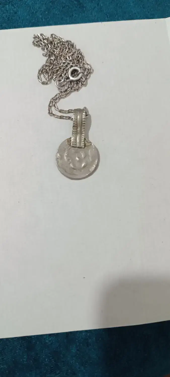 سنگ و مهره های گبری|جواهرات|بندر گناوه, |دیوار