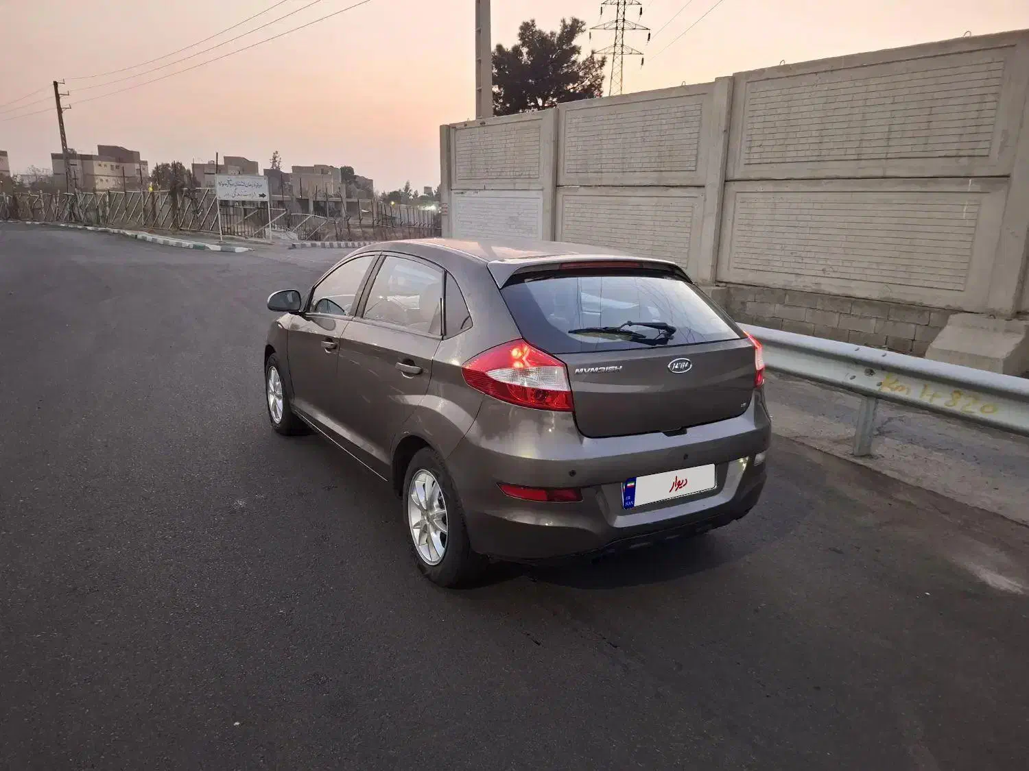 ام وی ام ۳۱۵ مدل ۹۱ خانگی و بی نظیر|خودرو سواری و وانت|تهران, آشتیانی|دیوار