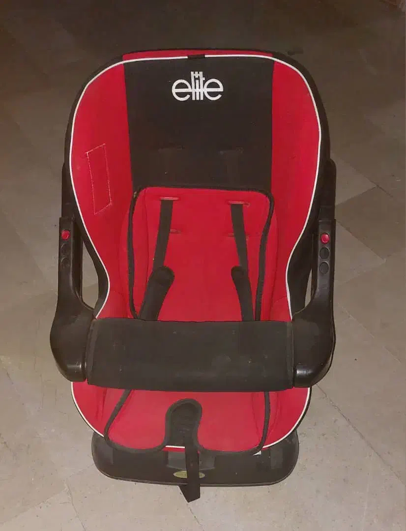 صندلی ماشین|تخت و صندلی بچه|کرج, اتحاد|دیوار