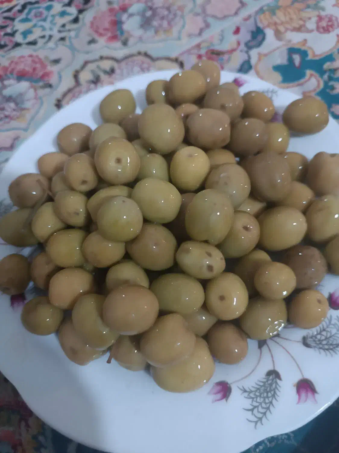 زیتون‌شور‌برای‌فروش‌قیمت‌مناسب|عمده‌فروشی|مینودشت, |دیوار