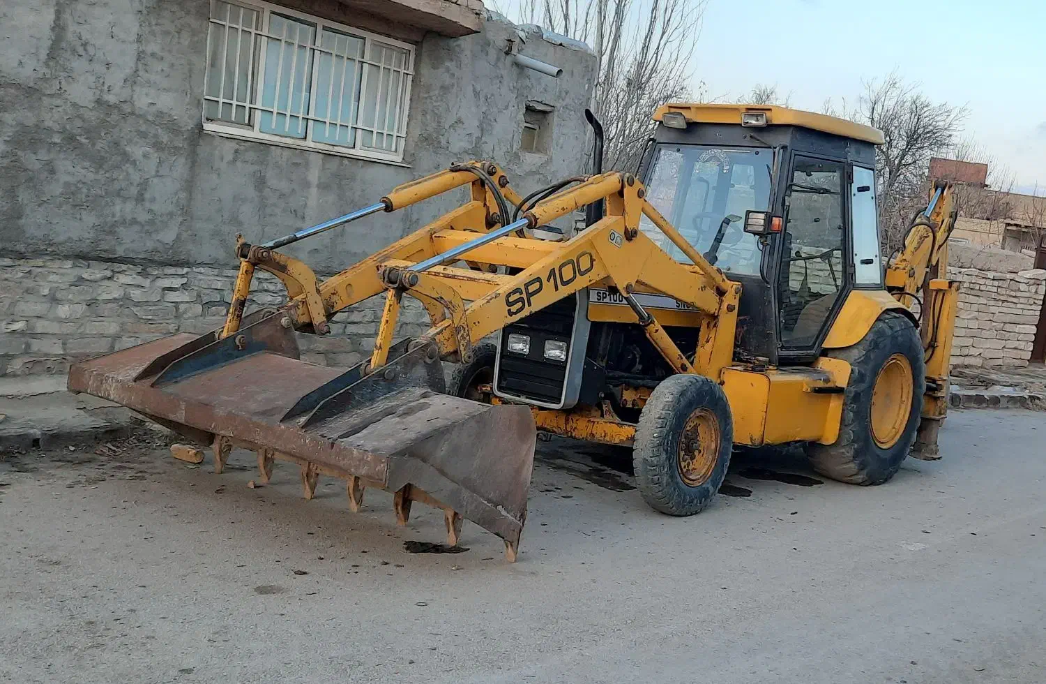 بیل بکهو ۱۰۰sp|خودرو سنگین|گلبهار, شهر جدید گلبهار|دیوار