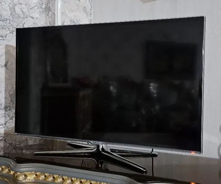 تلوزیون سامسونگ اصل|تلویزیون و پروژکتور|اسلام‌شهر, مسکن مهر اسلاشهر (شهرک امام خمینی)|دیوار