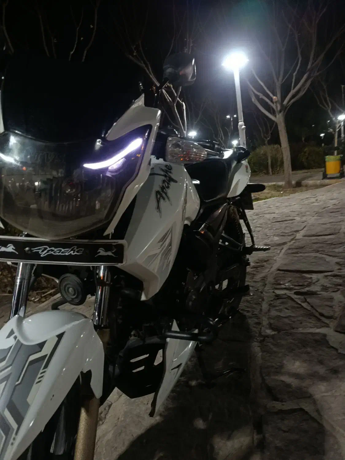 آپاچی ۱۸۰|موتورسیکلت|قم, دروازه کاشان|دیوار