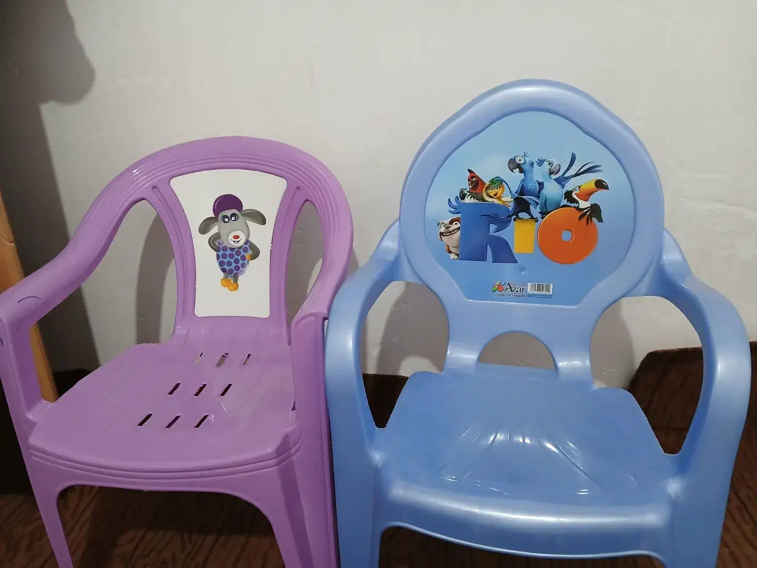 صندلی کودک|تخت و صندلی بچه|اردبیل, |دیوار