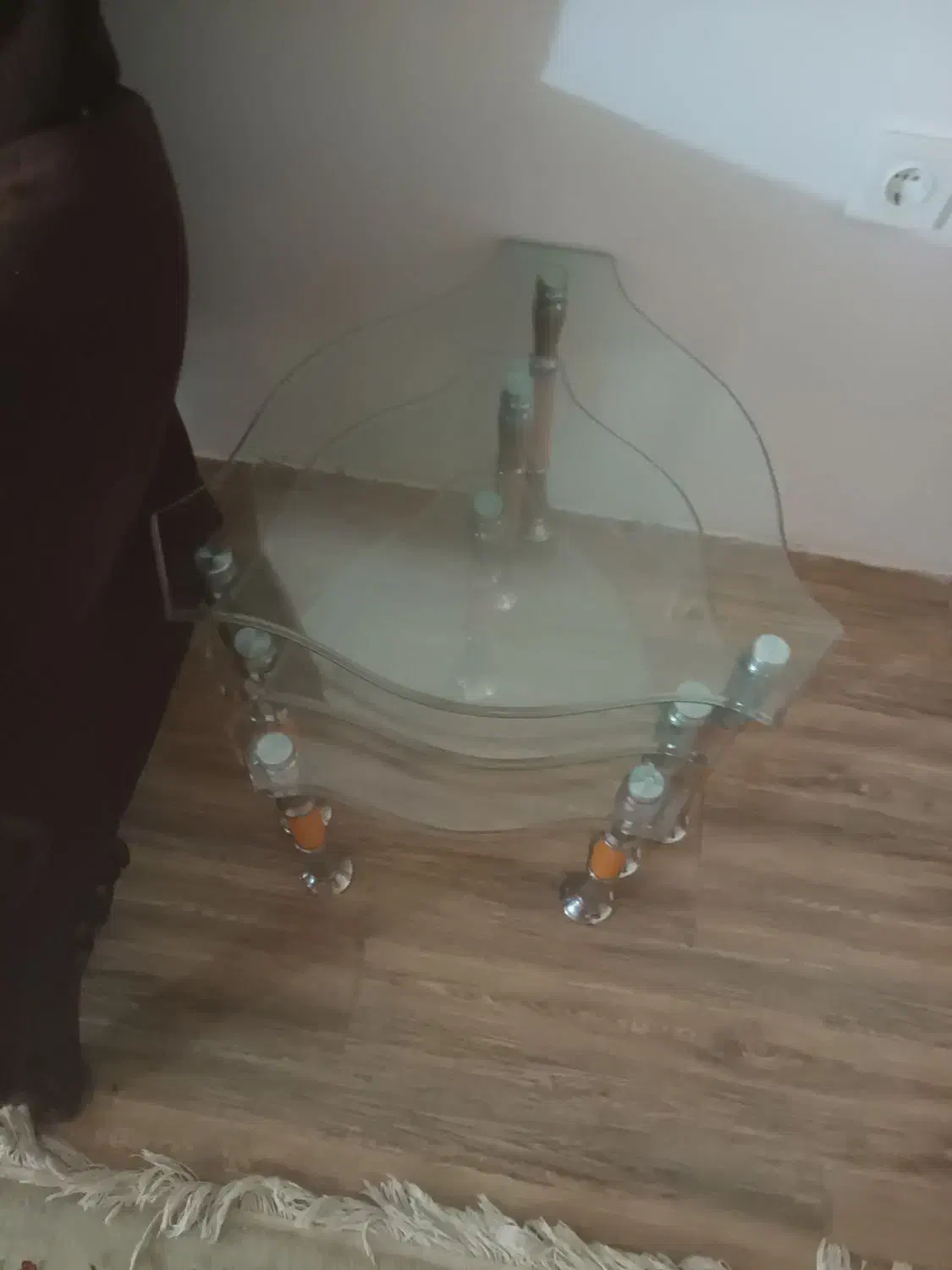 میز جلو مبلی شیشه ای|مبلمان خانگی و میز عسلی|گرگان, |دیوار