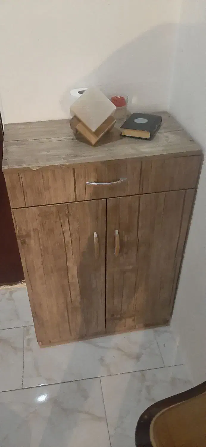 جاکفشی|جاکفشی، کمد، دراور|قزوین, |دیوار