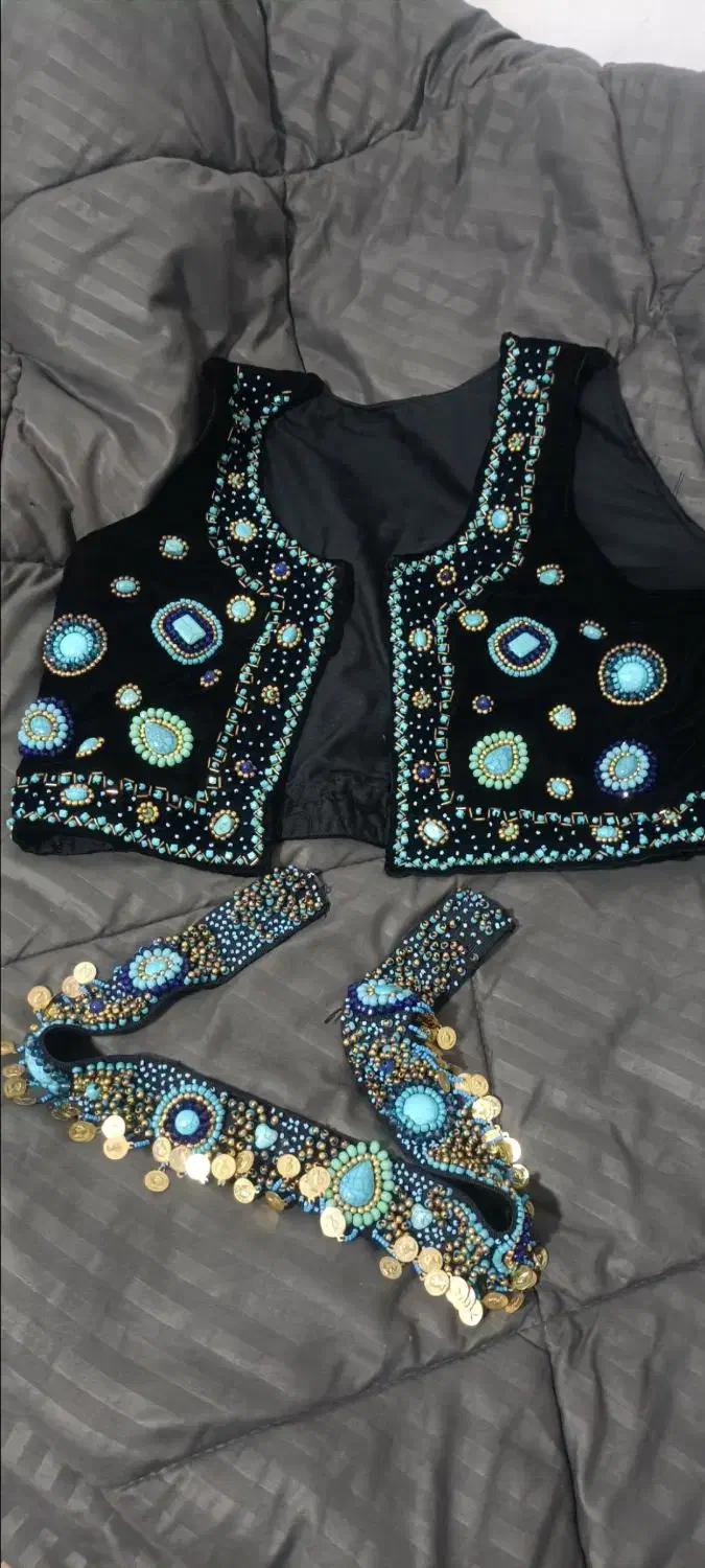 سخمه و کمربند ست یه بار استفاده شده|لباس|روانسر, |دیوار