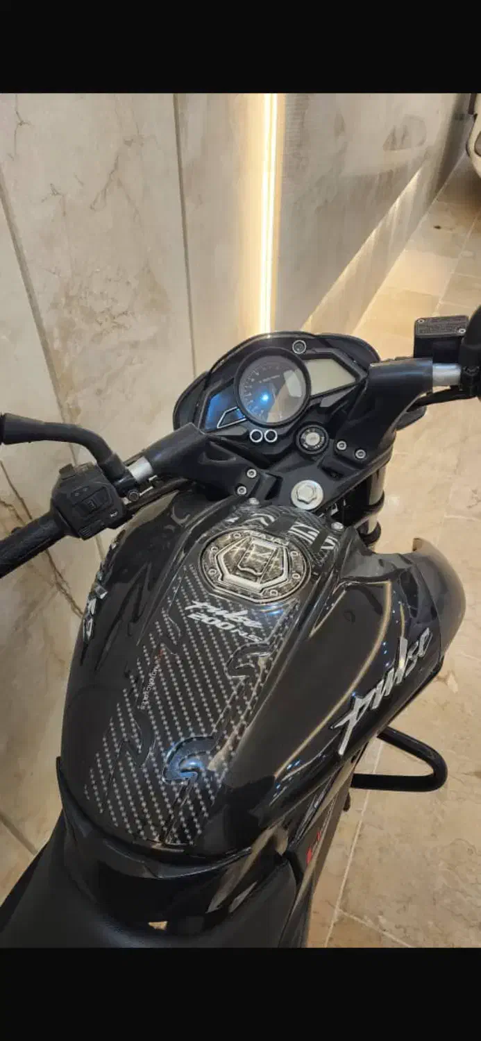 موتور NS|موتورسیکلت|هشتگرد, هشتگرد قدیم|دیوار