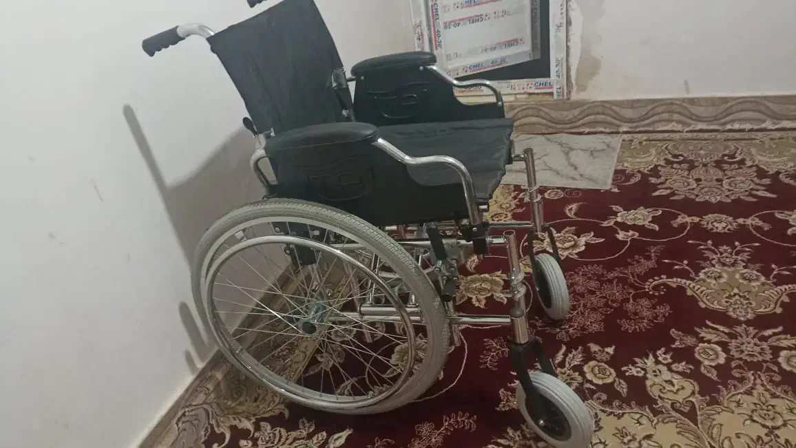 یک عدد ویلچر یکتا|آرایشی، بهداشتی، درمانی|کرمانشاه, |دیوار