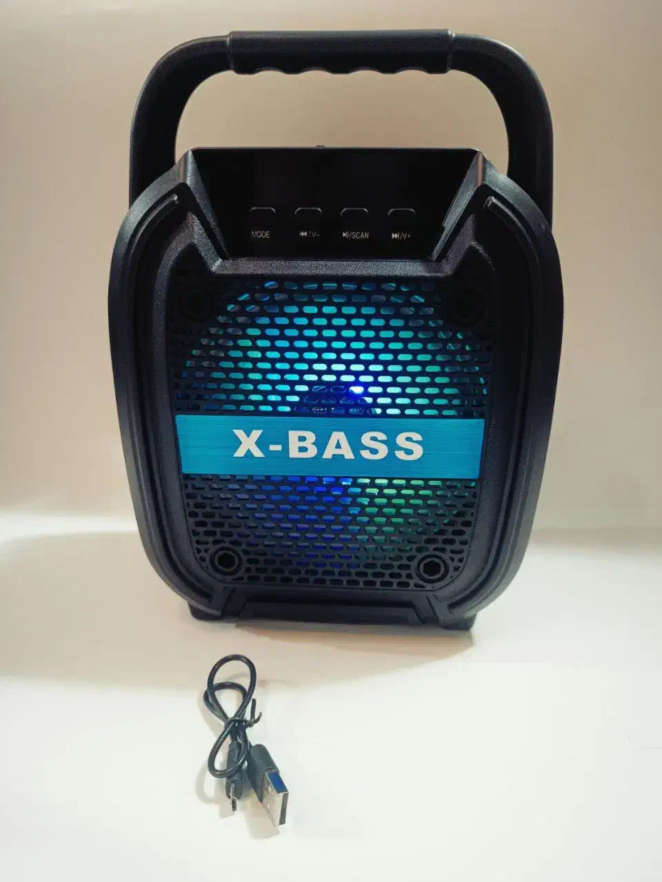 اسپیکر ۶ ونیم اینچ باکیفیت عالی|سیستم صوتی خانگی|کرمان, |دیوار