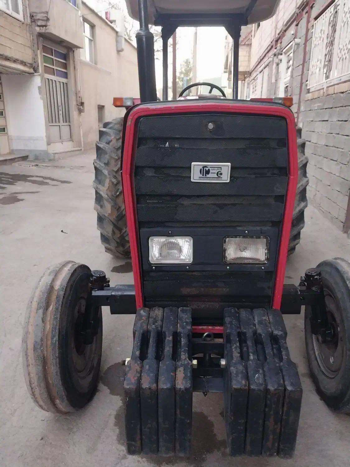 تراکتور|خودرو سنگین|کنگاور, |دیوار