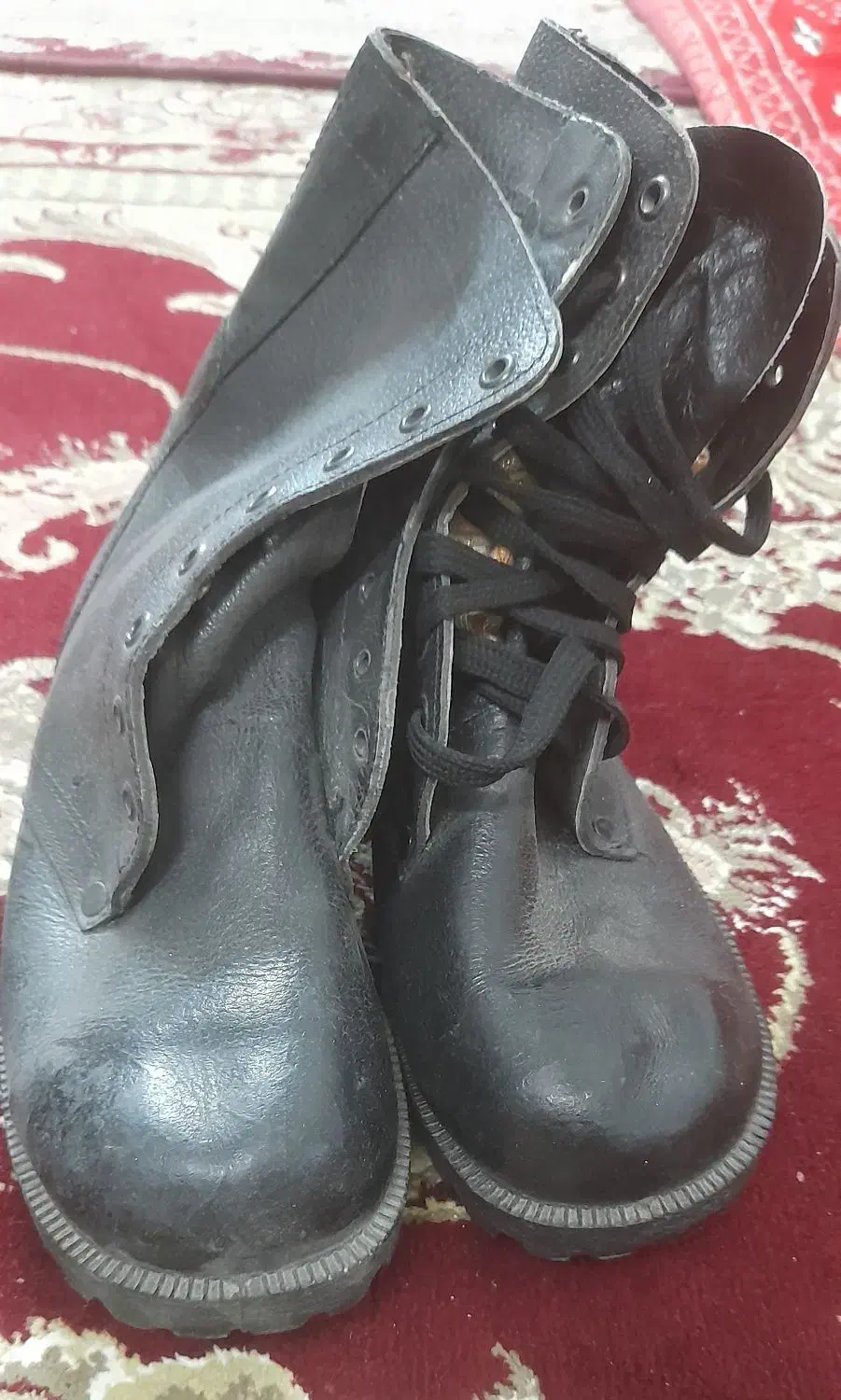 پوتین|کیف، کفش، کمربند|زابل, |دیوار