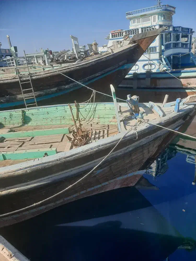 لنج|قایق و سایر وسایل نقلیه|بندر گناوه, |دیوار