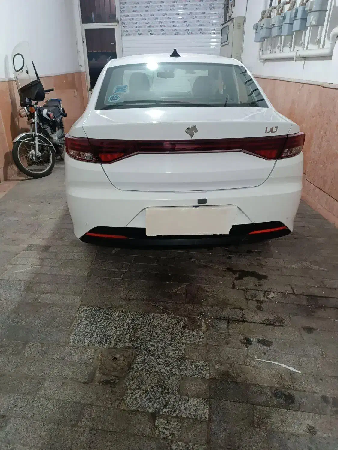 تاراv1پلاس مدل۴۰۴سفید،بی رنگ|خودرو سواری و وانت|مشهد, فاطمیه|دیوار