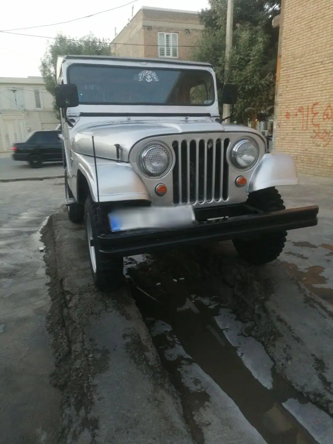 جیب|خودرو کلاسیک|پیرانشهر, |دیوار