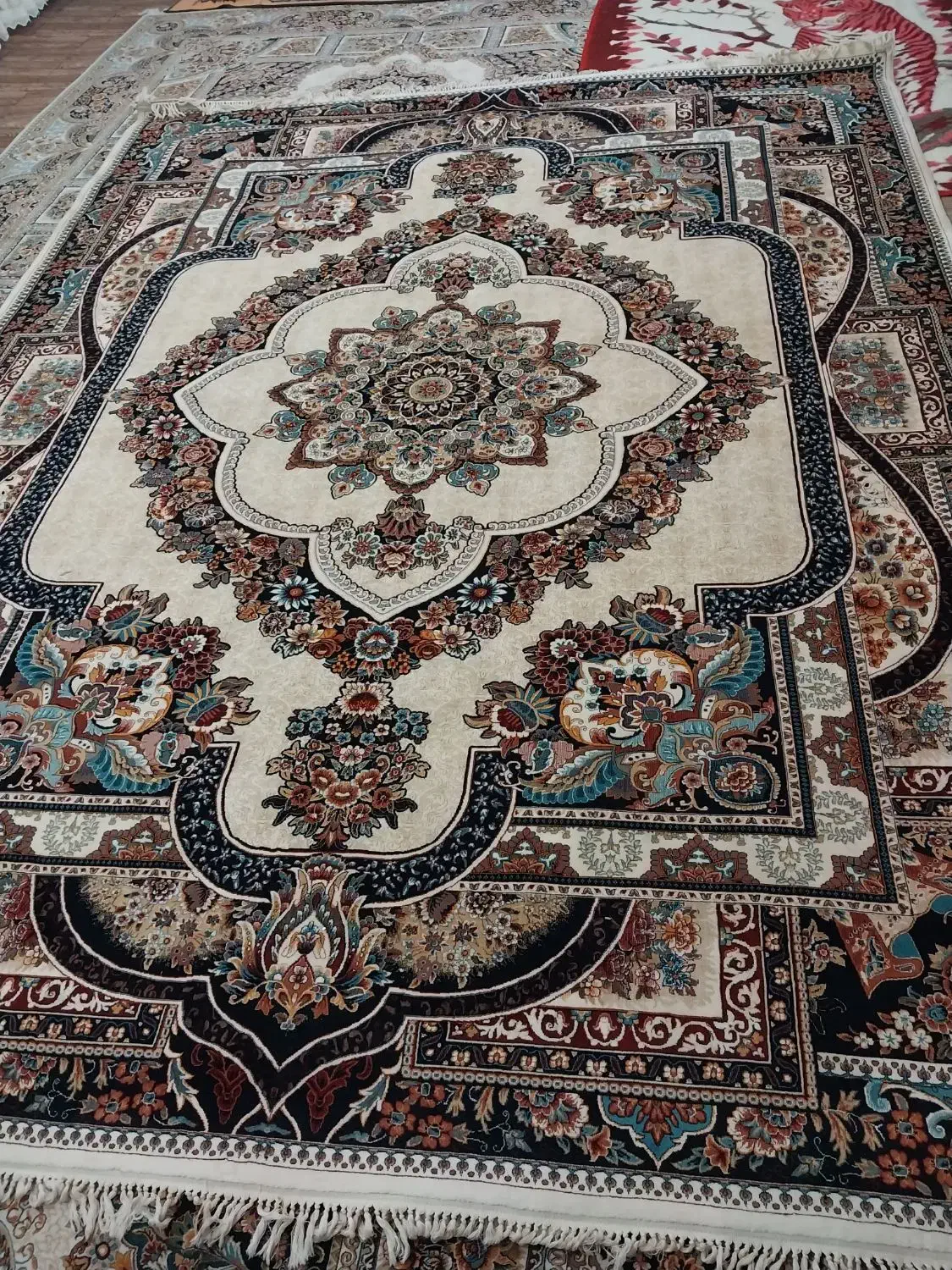 فرش 12متری|فرش|اردبیل, |دیوار