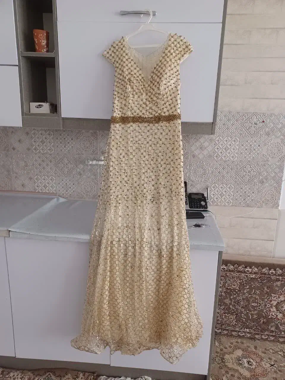 لباس مجلسی|لباس|آران و بیدگل, |دیوار