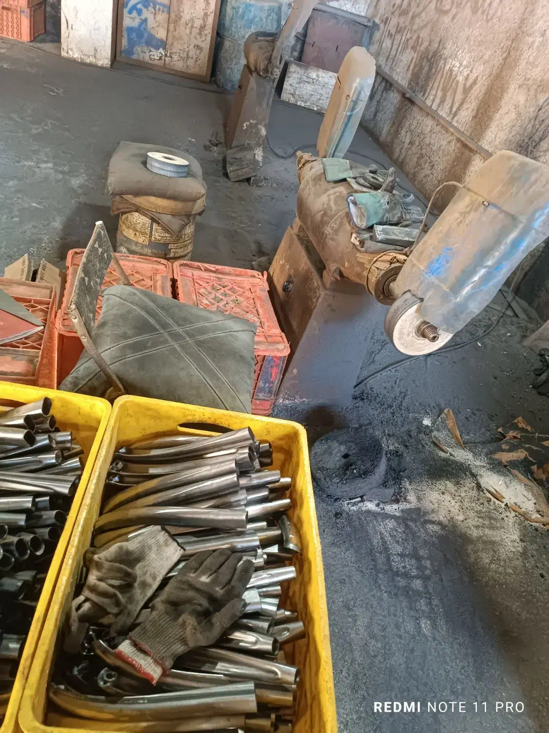 کارگر برای کار در آبکاری|استخدام صنعتی، فنی، مهندسی|اسلام‌شهر, کاشانک|دیوار