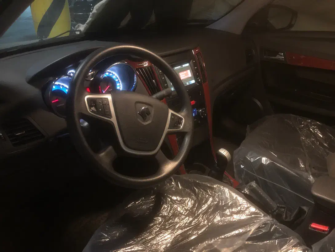 دنا پلاس ۵دنده|خودرو سواری و وانت|اصفهان, احمدآباد|دیوار