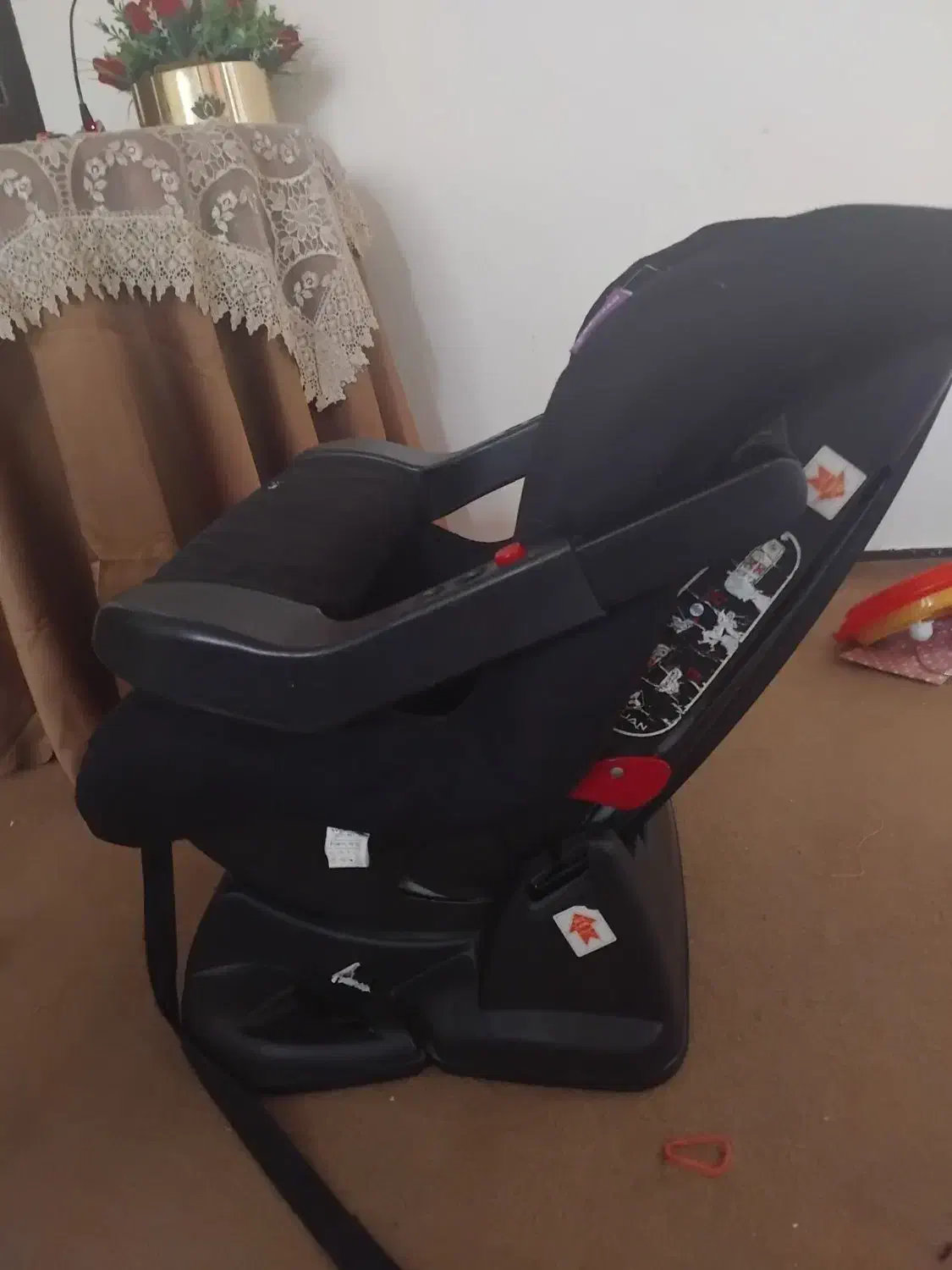 صندلی ماشین کودک|تخت و صندلی بچه|شاهرود, |دیوار