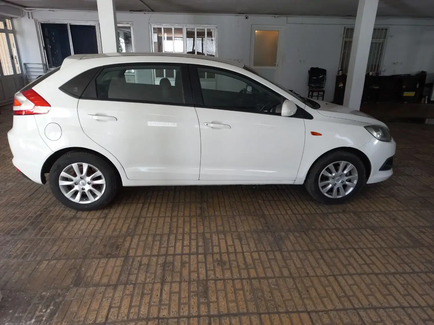 ام وی ام هاچبک اسپرت لاکچری|خودرو سواری و وانت|لاهیجان, رجایی|دیوار