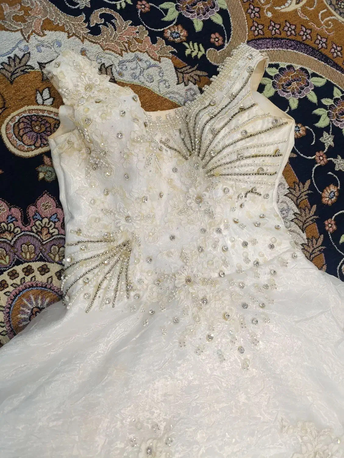 لباس عروس|لباس|گرگان, |دیوار