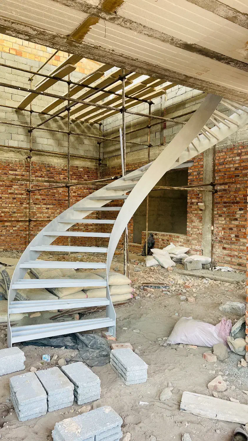 پله گرد دوبلکس|مصالح و تجهیزات ساختمان|آذرشهر, |دیوار