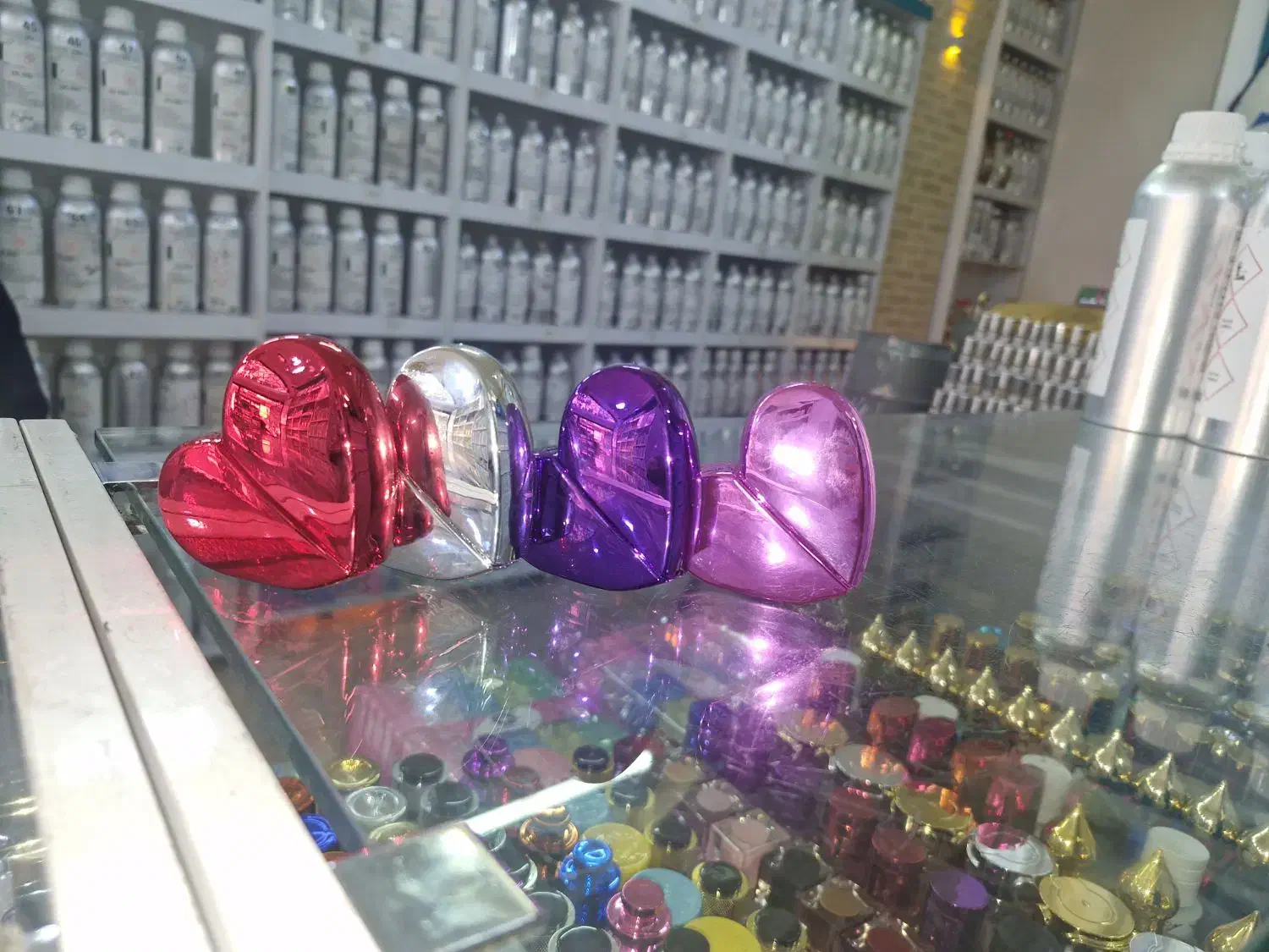 عطر های فرانسوی|آرایشی، بهداشتی، درمانی|اصفهان, درب سیبه علیا|دیوار