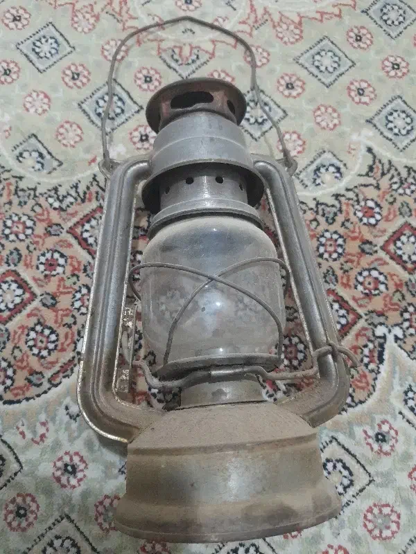 فانوس قدیمی|کلکسیون اشیاء عتیقه|بانه, |دیوار