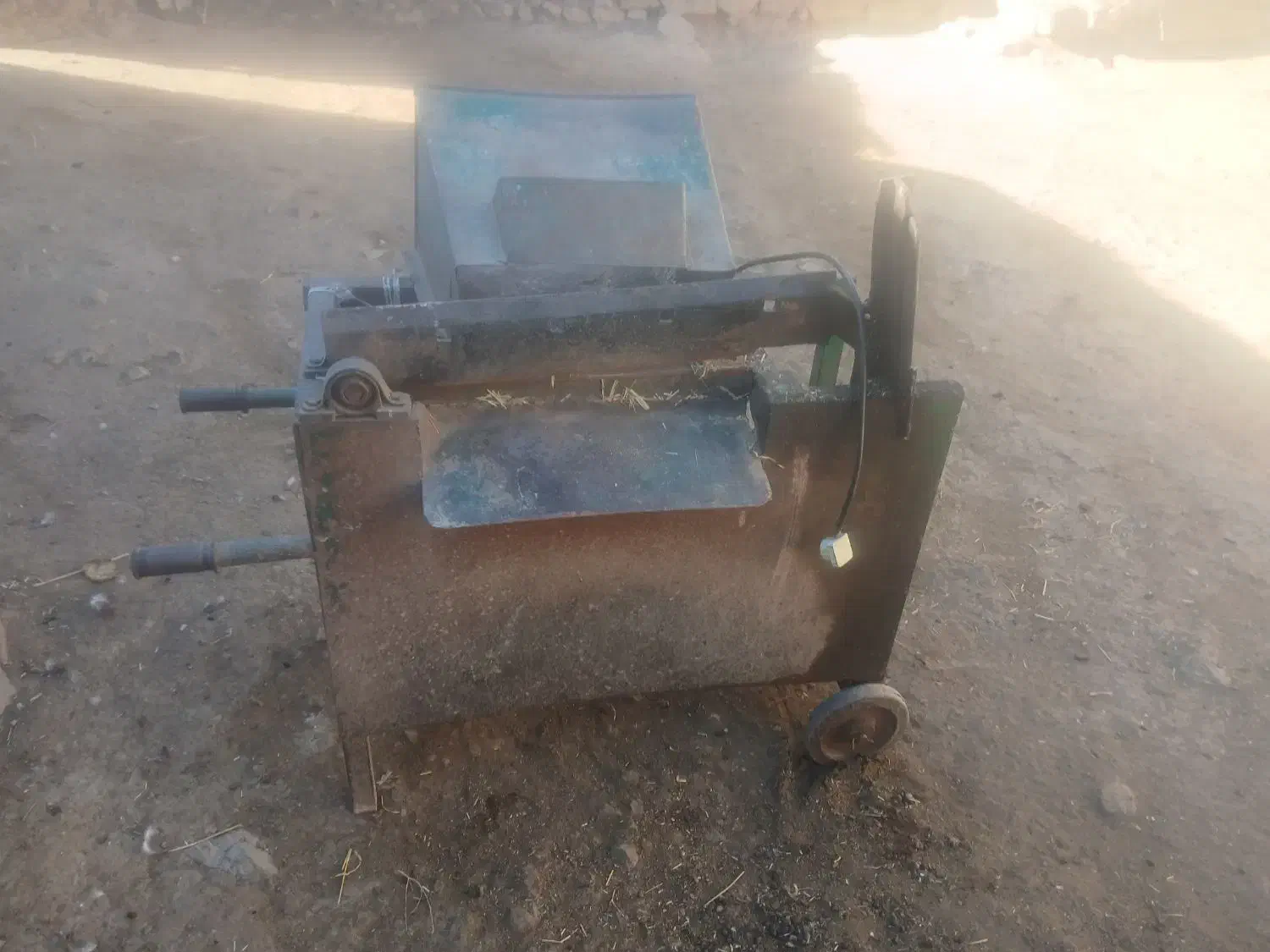 علوفه خردکن|ماشین‌آلات صنعتی|اهر, |دیوار