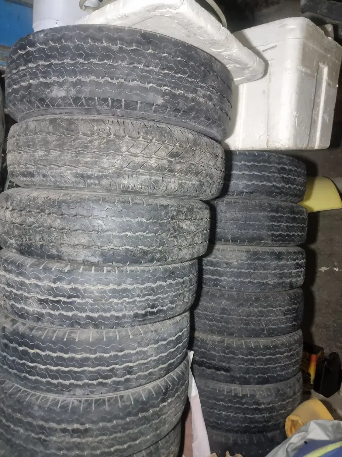 لاستیک ۱۶|قطعات یدکی و لوازم جانبی|مشهد, کلاته برفی|دیوار